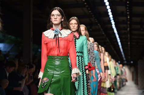 musica sfilata gucci 2016|gucci 2016 runway show.